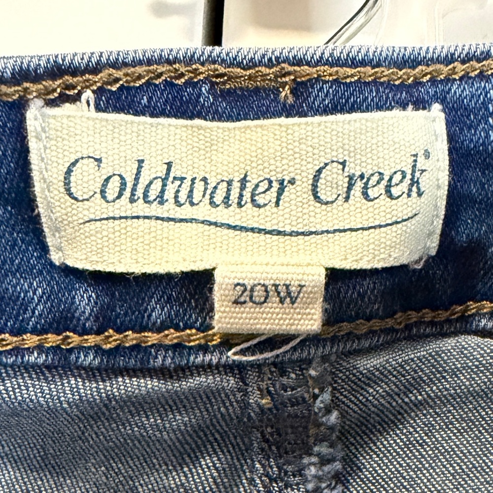 Coldwater Creek Floral Embroiderd Straight Jean 20W Blue Denim boho - Picture 4 of 5